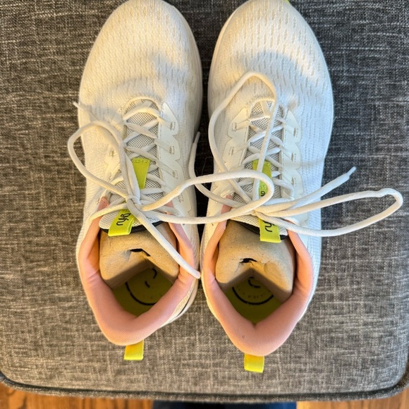 Ryka Women's Athletic Shoes, Size 7.5 - Picture 3 of 10